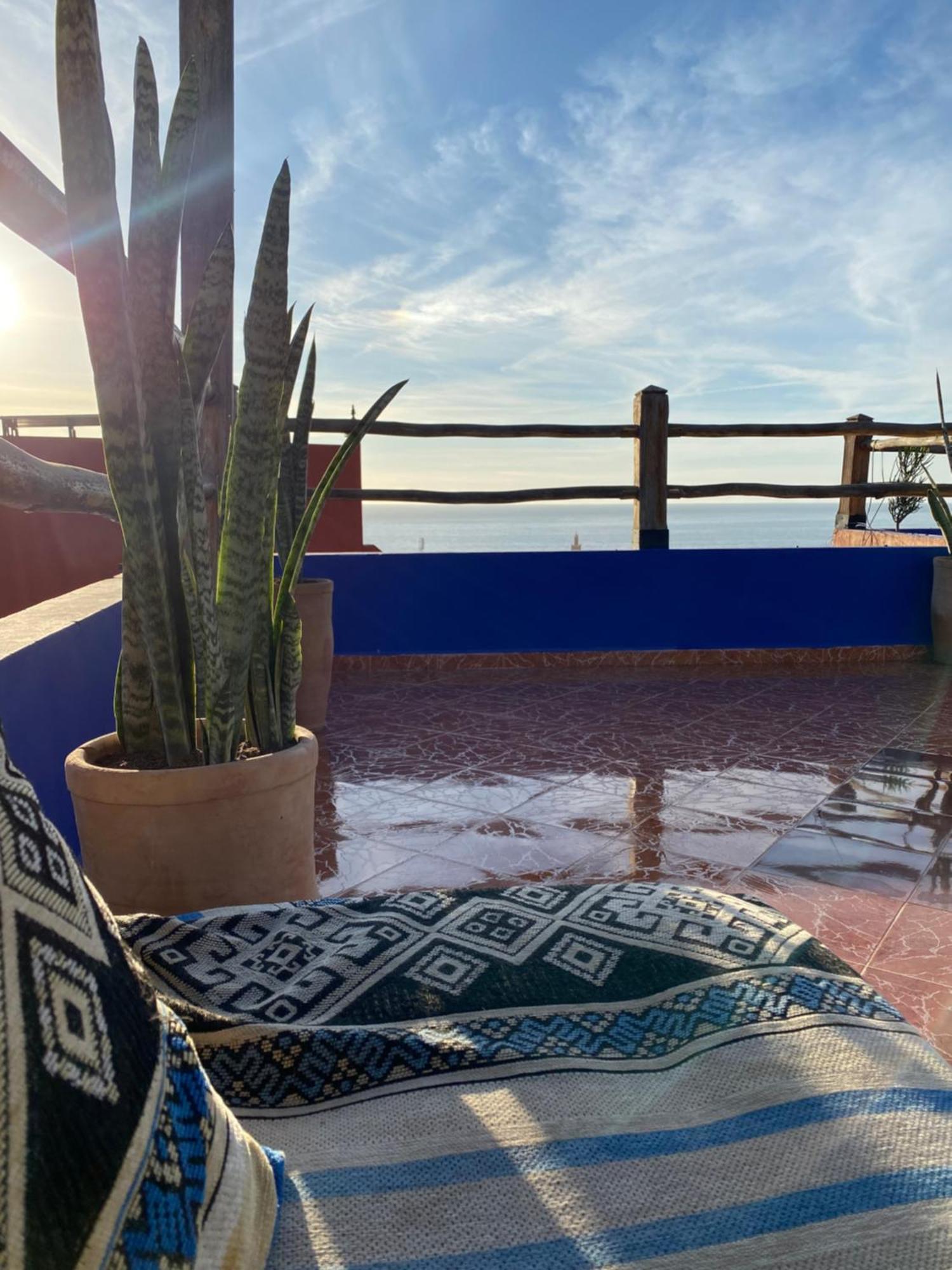 Azura Surf Hostel Tamraght Exterior photo